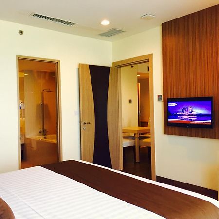 BW Suite Belitung Tanjung Pandan Kültér fotó