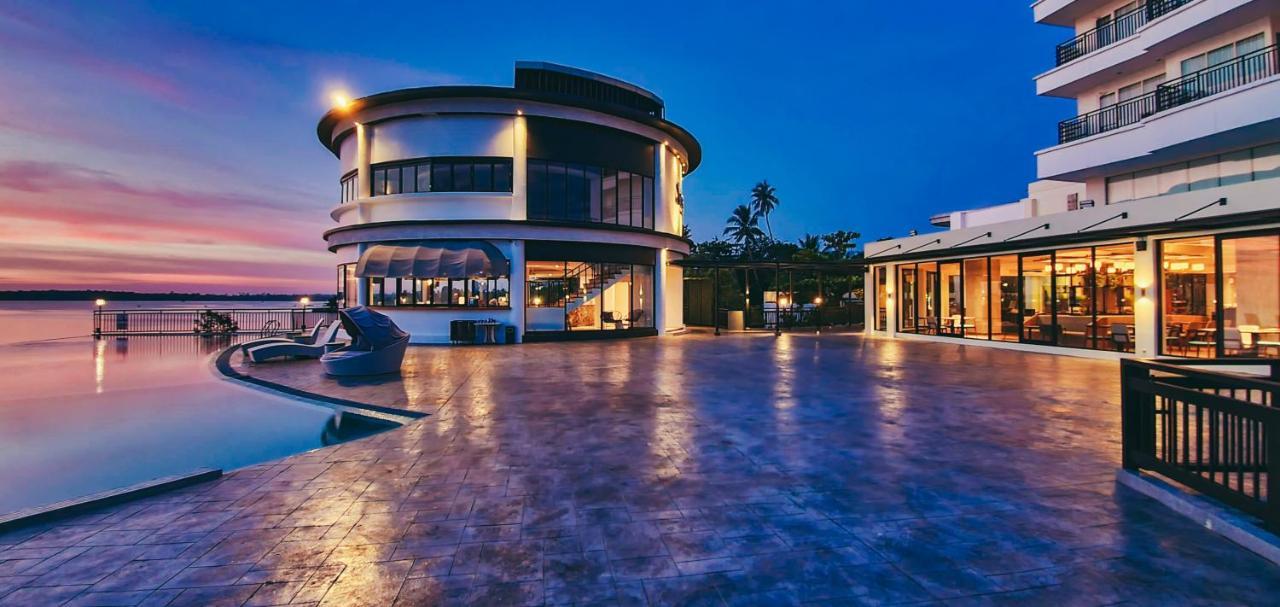 BW Suite Belitung Tanjung Pandan Kültér fotó